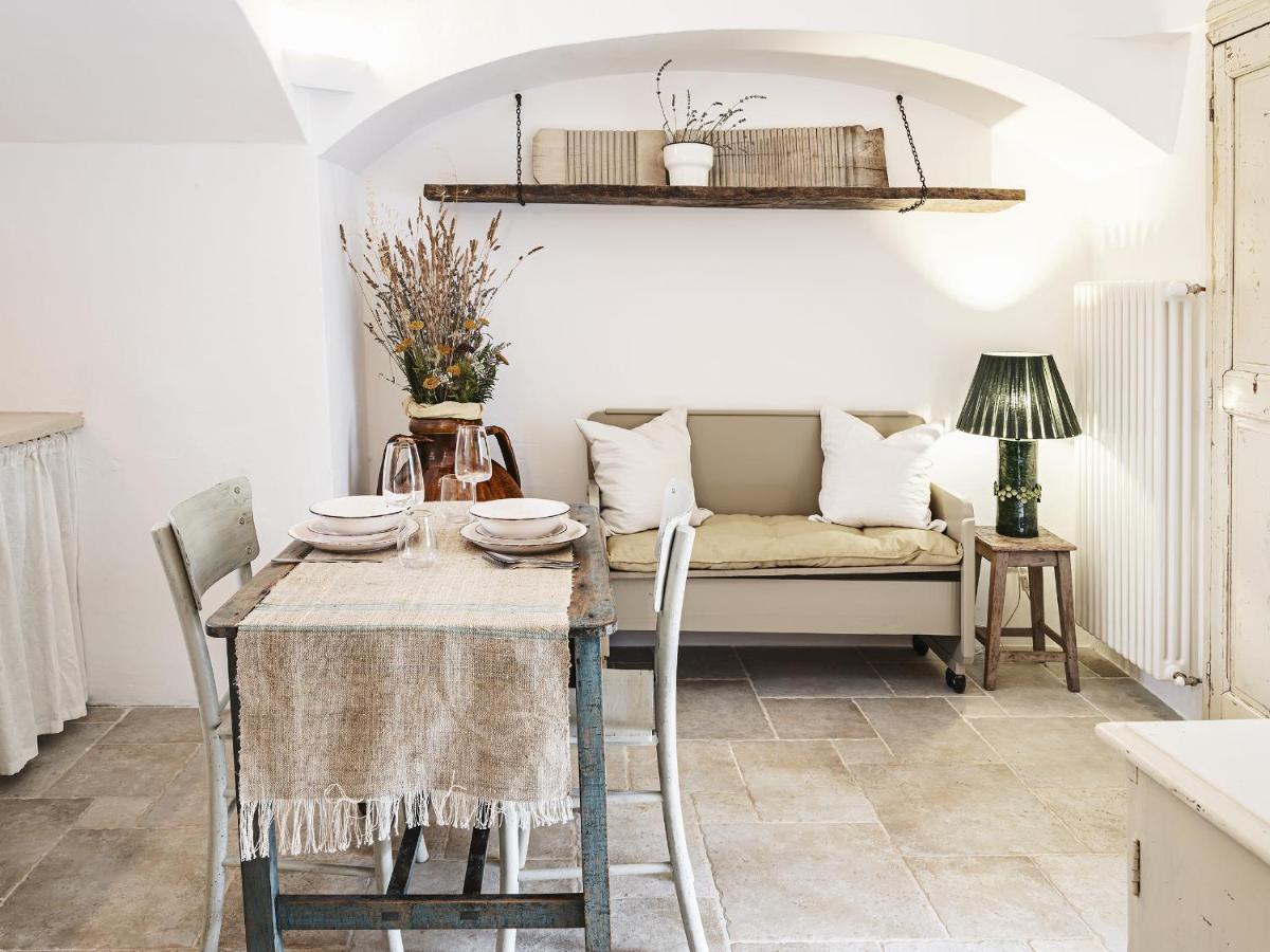 Trulli Del Bosco Bed & Breakfast อัลเบโรเบลโล ภายนอก รูปภาพ