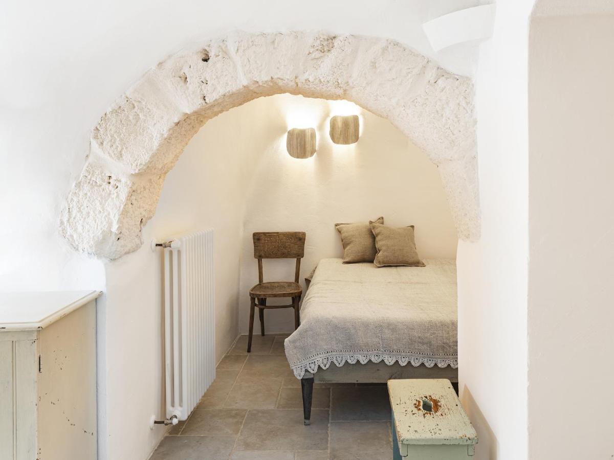 Trulli Del Bosco Bed & Breakfast อัลเบโรเบลโล ภายนอก รูปภาพ